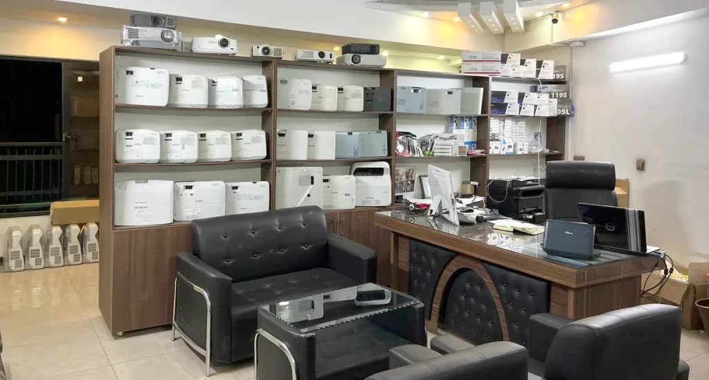 فروشگاه